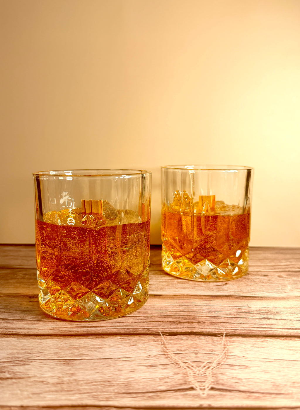 Dark Reserve Whiskey Illusion Candle 🥃 | 11oz